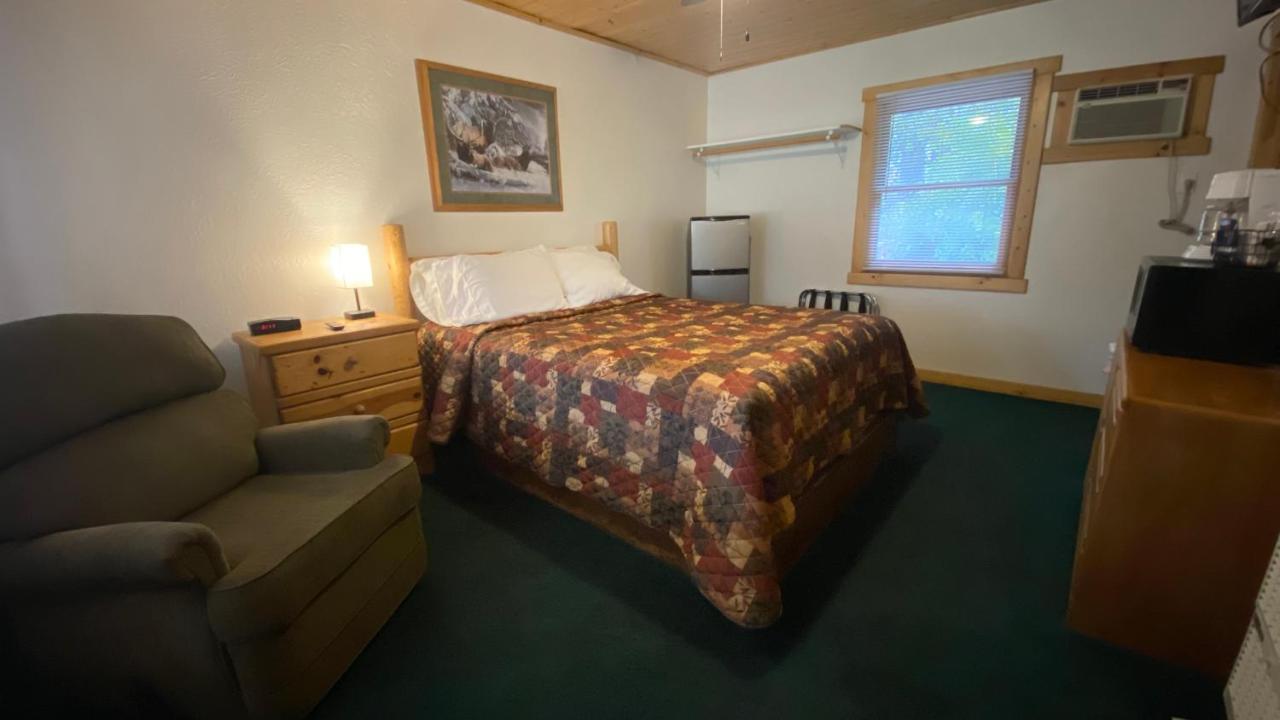 Fawndale Lodge Shasta Lake Exterior foto